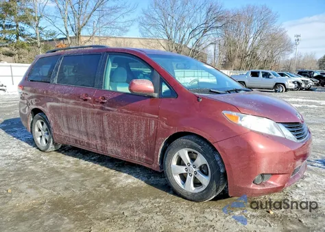 2013 Toyota Sienna Le из США, поврежденный, VIN 5TDKK3DC9DS400943